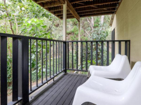 Straddie Beach House 2 by Discover Stradbroke